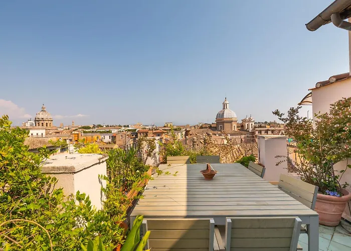 Апартаменты Farnese Stunning Penthouse | Romeloft *