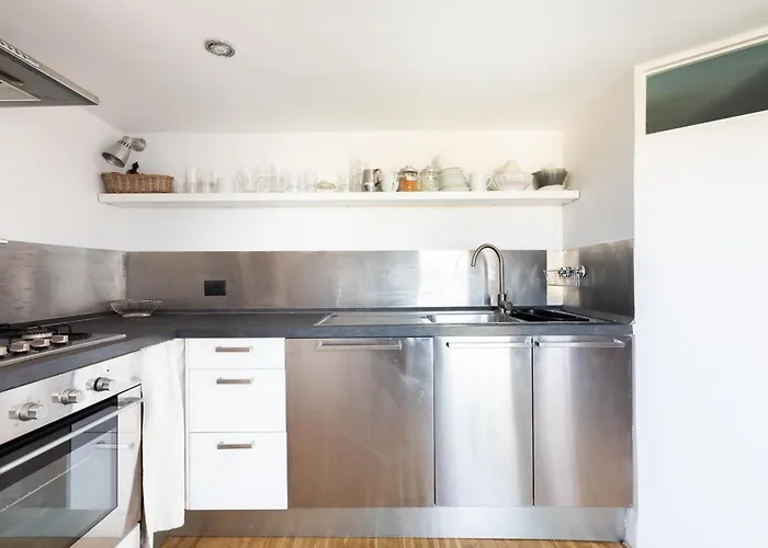 Farnese Stunning Penthouse | Romeloft